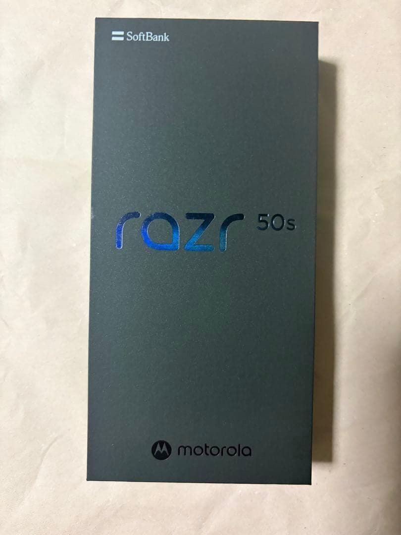 【Mix】motorola razr 50s サンドクリーム SIMフリー
