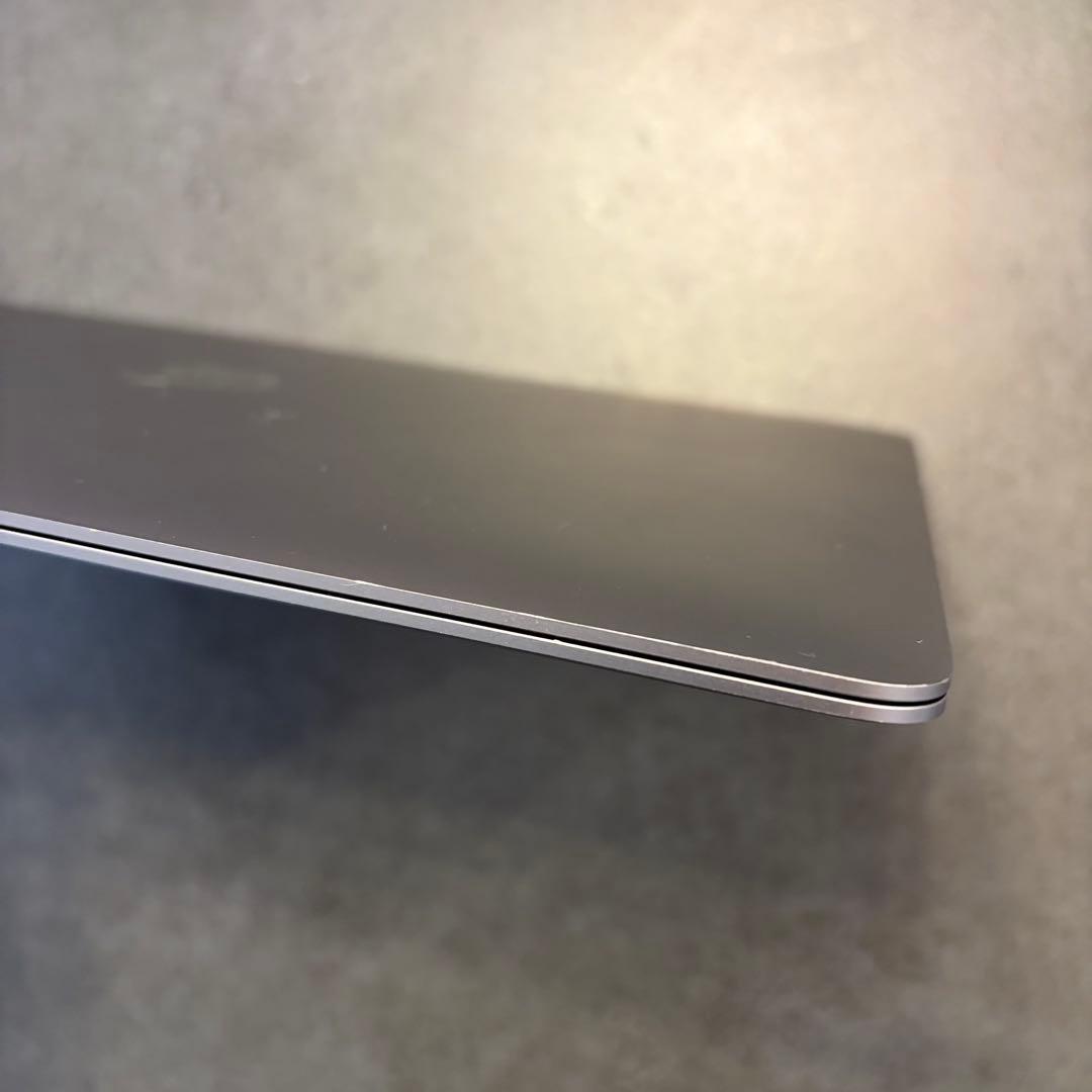 MacBook Air 13インチ2020 Intel i3 8GB 256GB