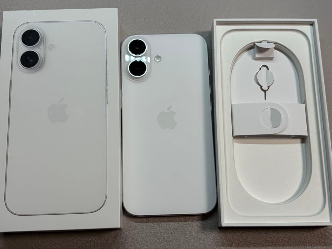 iPhone16 128GBホワイトSIMフリー