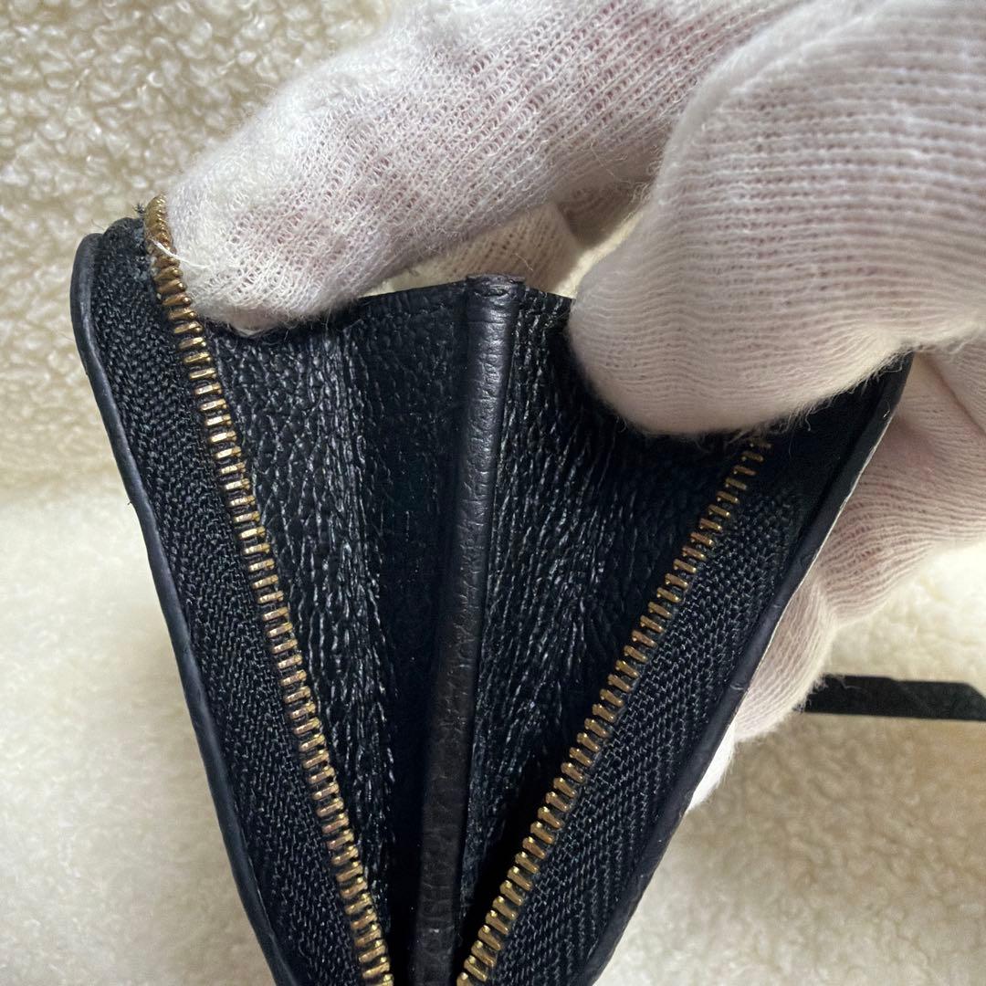 ルイヴィトン　ケース