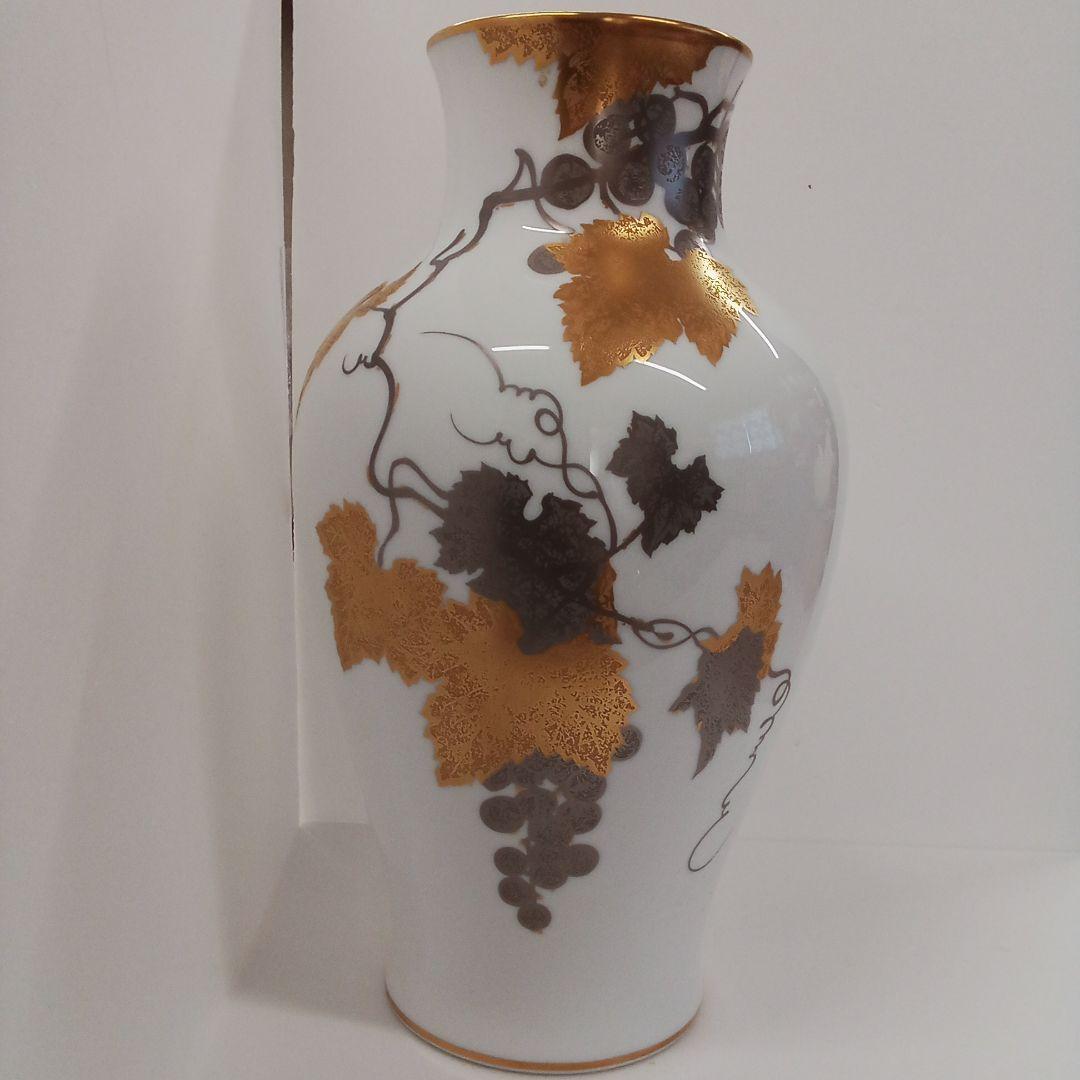 (キラ)　大倉陶園　花瓶 ぶどう模様 金色