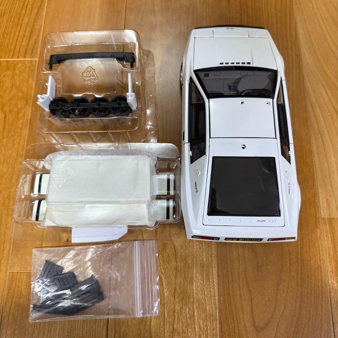 007ロータスエスプリ ボンドカー JOYRIDE 1/18