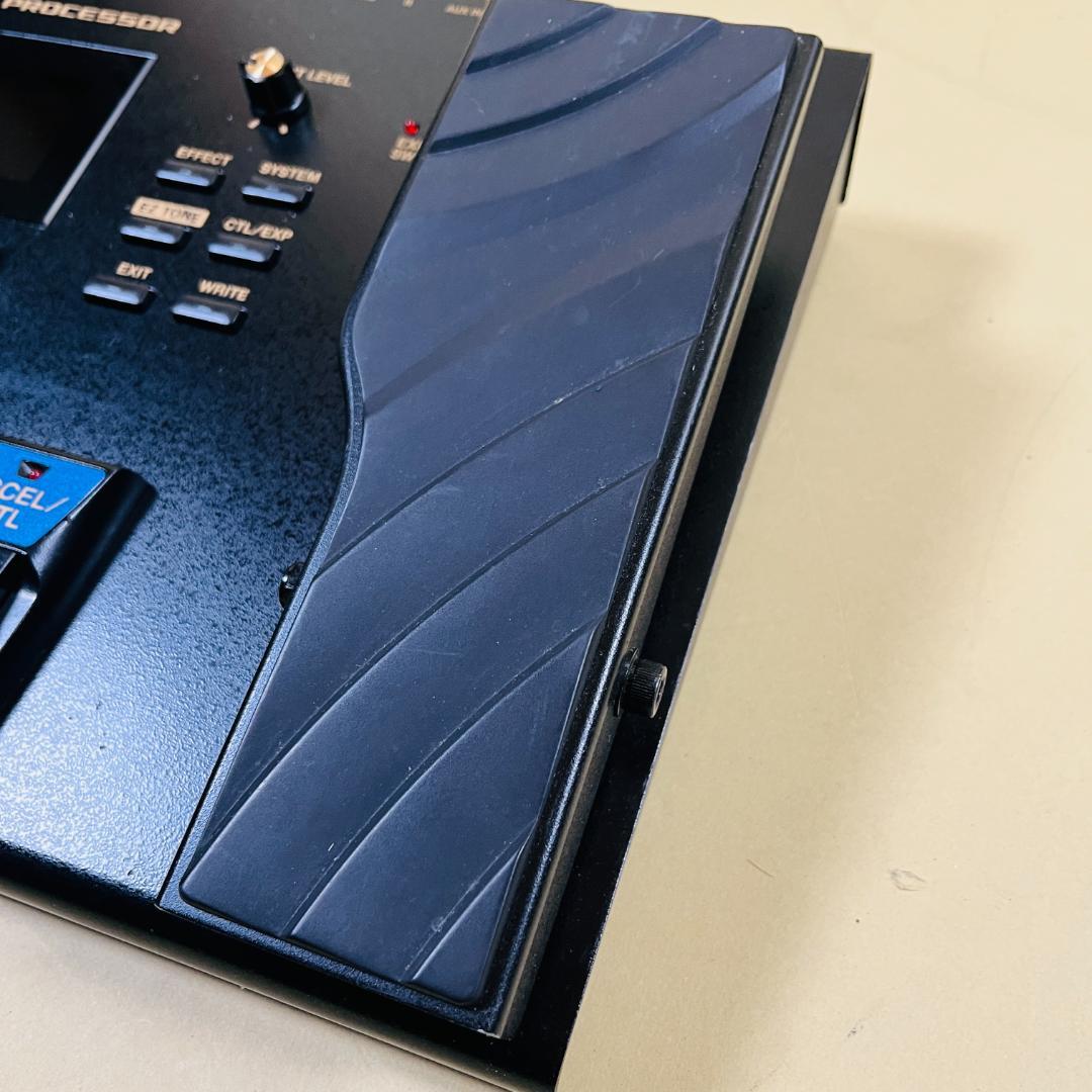 BOSS GT-100 ギターマルチエフェクター 電源アダプター 箱 説明書付属