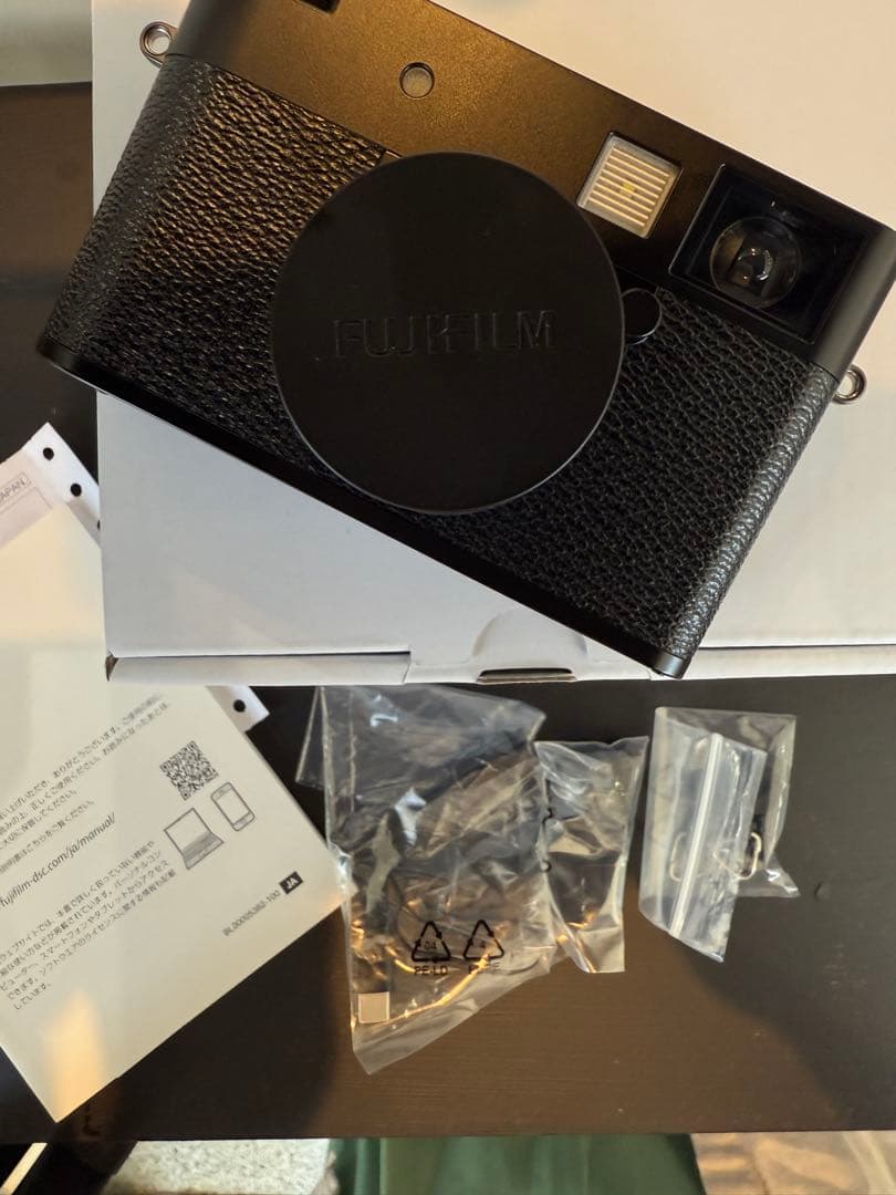 FUJIFILM X-HF1 x-half ブラック(黒)