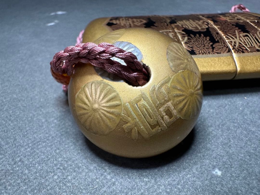 蒔絵　印籠　漆器　古美術品　 細密細工　骨董　アンティーク　彫刻 工芸品