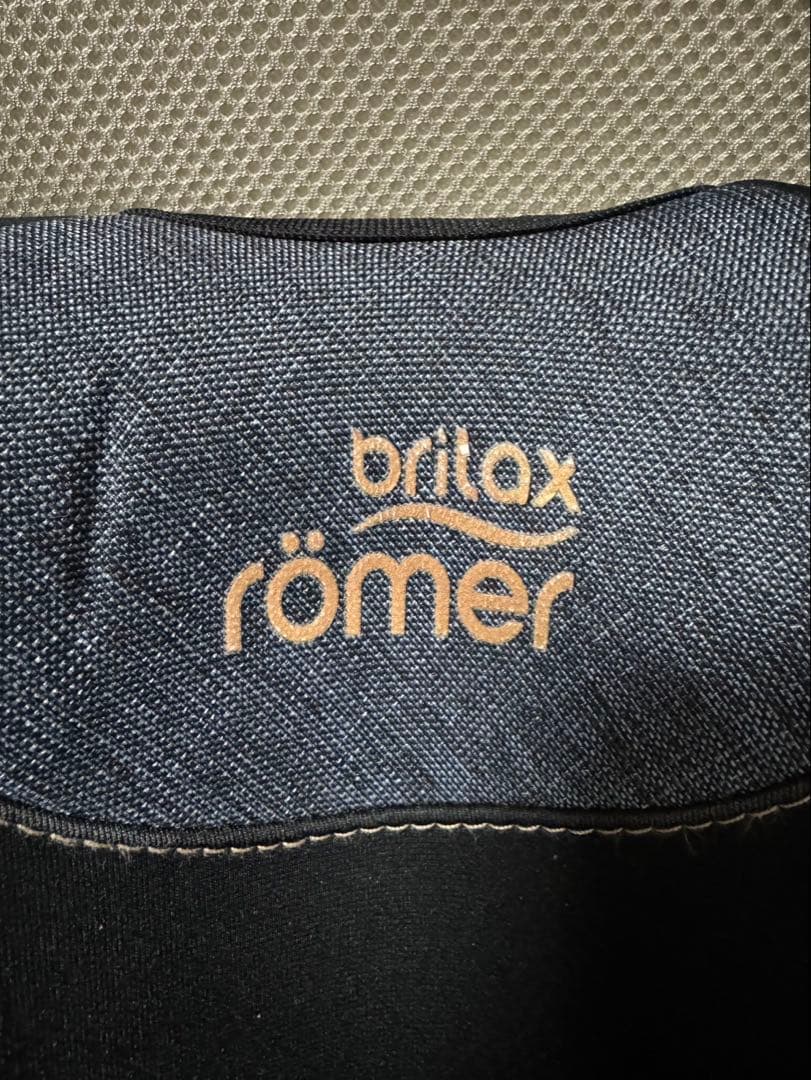 britax römer DUALFIX i-SIZE チャイルドシート