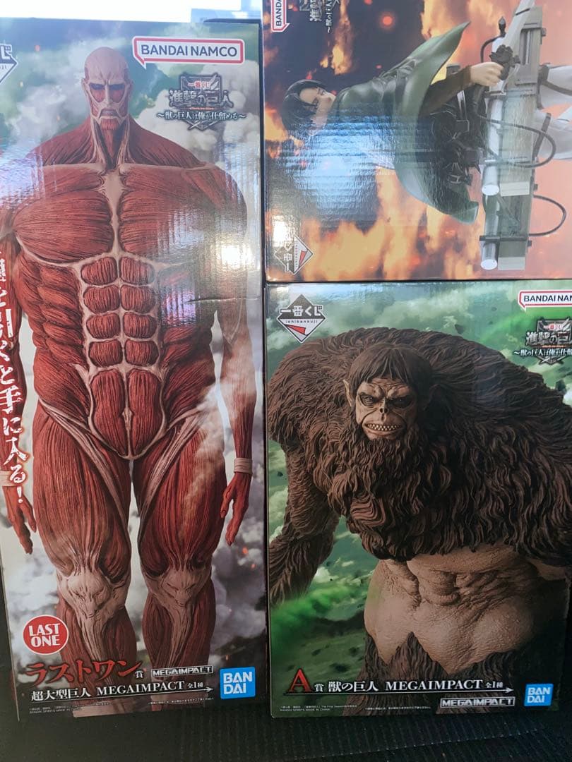 一番くじ進撃の巨人　A賞、B賞、D賞、ラストワン賞セット　おまけポスター付き