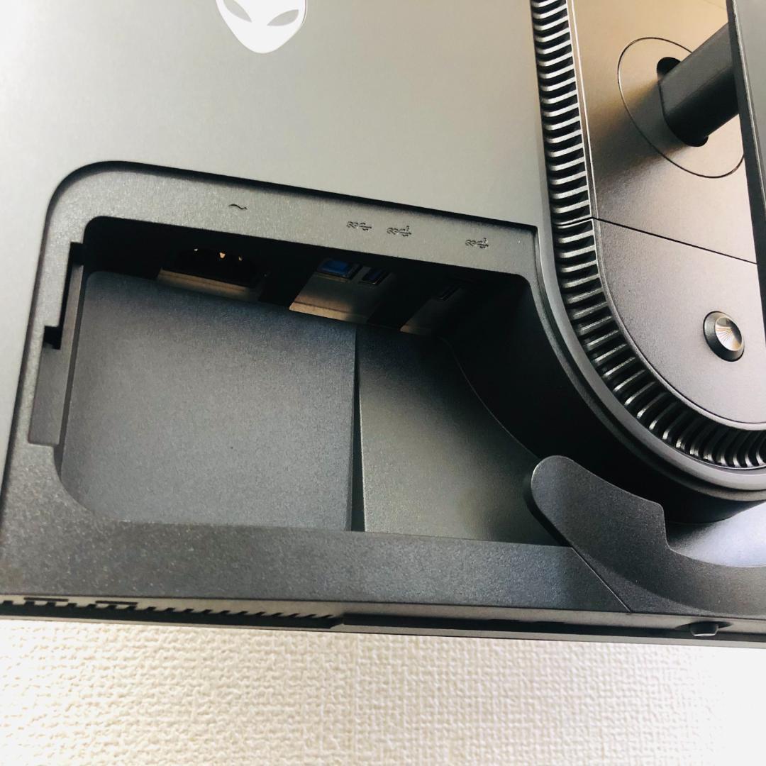 【送料無料】DELL ゲーミングモニター Alienware AW2725DF