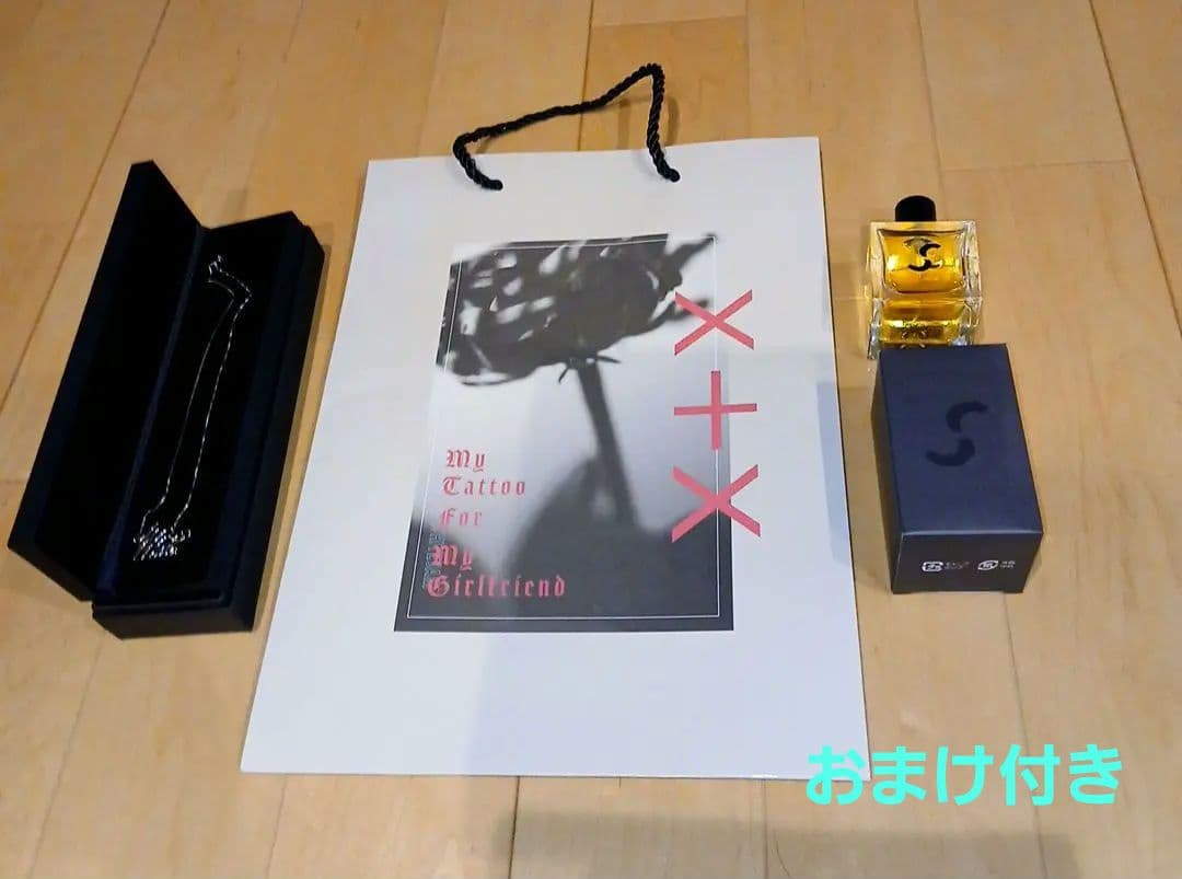 WHITE JAM　SHIROSE シロセ　 香水・ネックレス・手提げ袋・うちわ