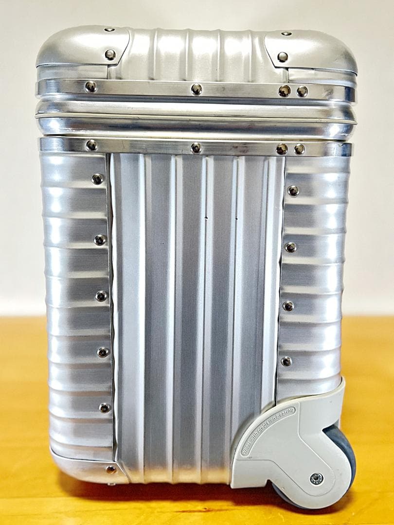 こへ リモワ トパーズ パイロット トローリー 青ロゴ RIMOWA 廃版