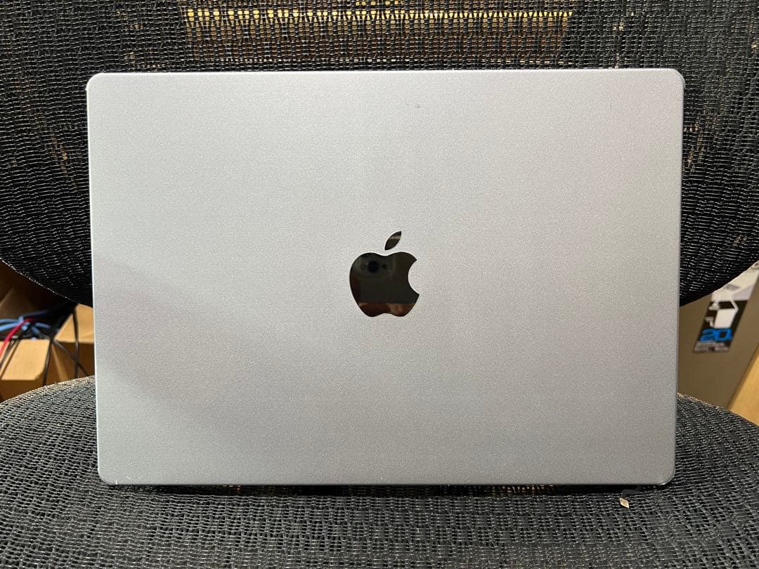 MacBook本体 MacBook pro 14in m1 pro 2021 display