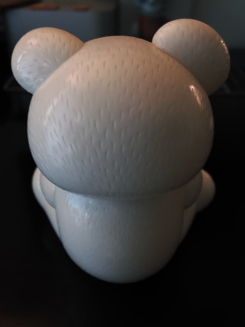 UNDERCOVER × KAWS ベアーコンパニオン 白 フィギュア