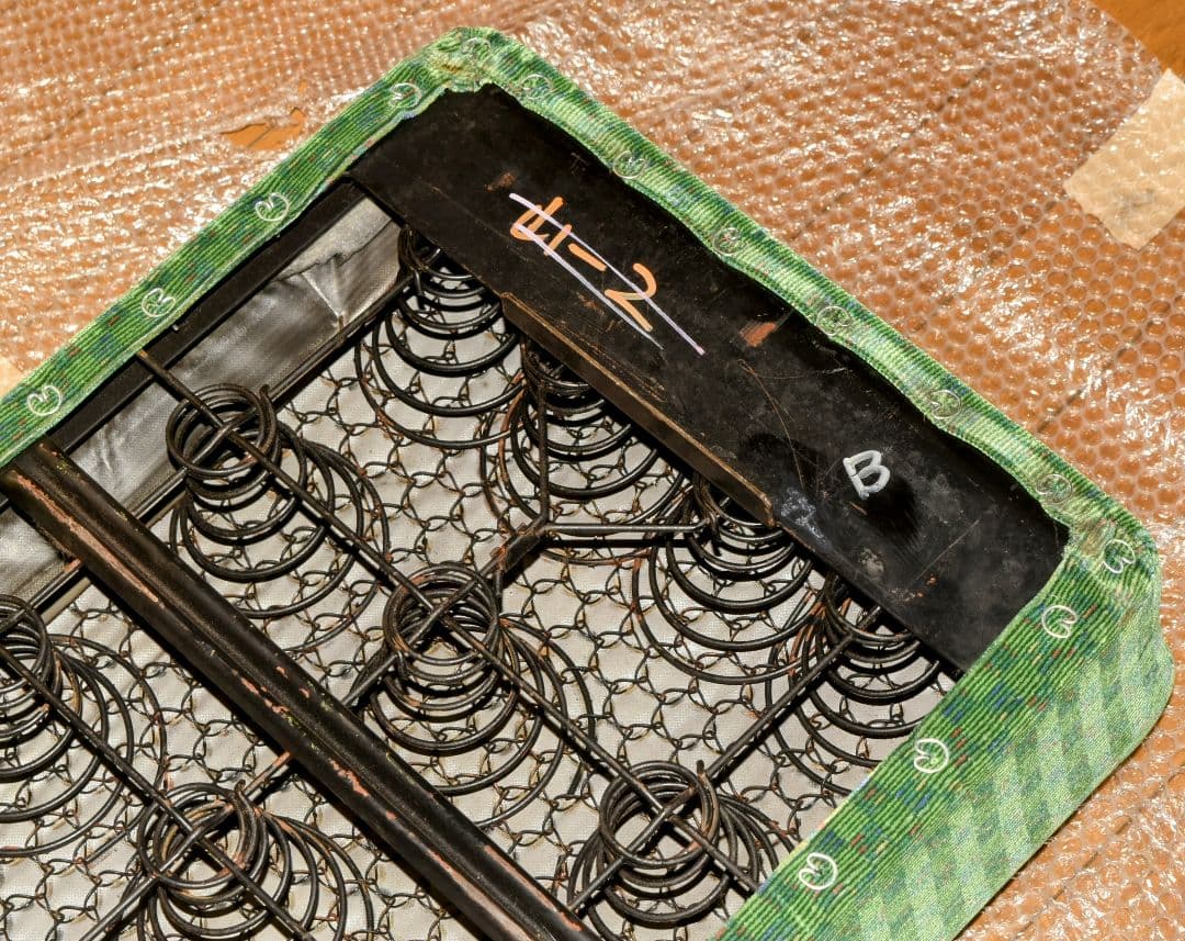 限定1品　JR東日本仙石線　205系3100番代 ３人掛け座席　座面（普通座席）