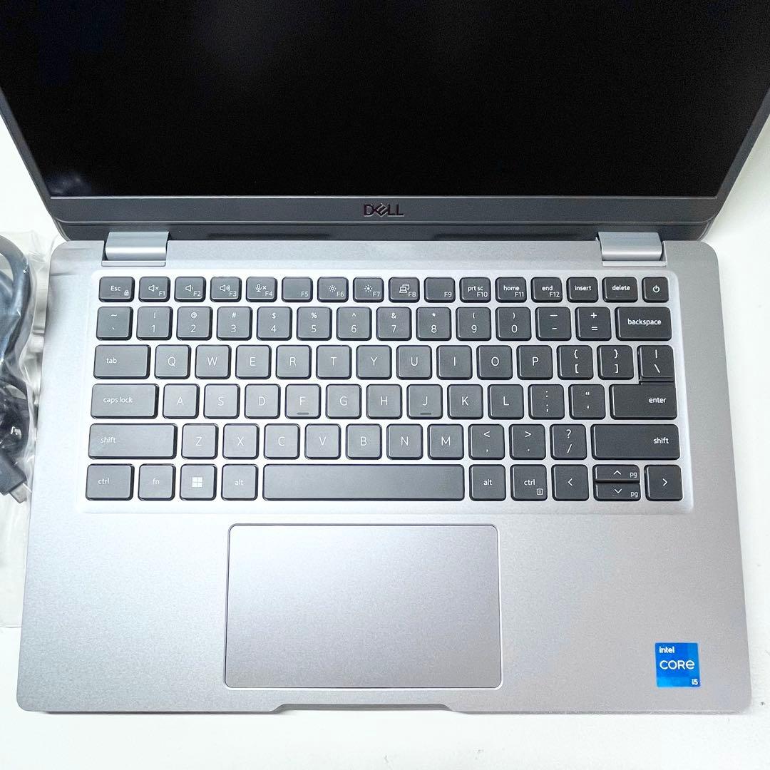 【美品】Latitude 13 5330 16GB i5 2022年 12世代