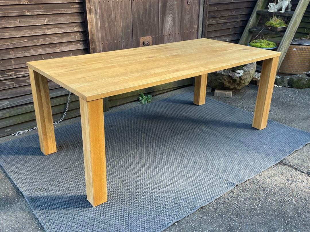 クラッシュゲート　デン　ダイニングテーブル　180cm　ナラ材　仙台　宮城
