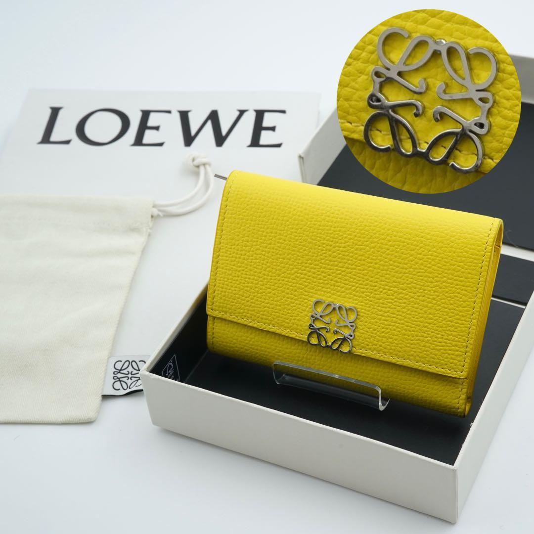 らんな　✨未使用品・箱保存袋付き✨　ロエベ トライフォールド