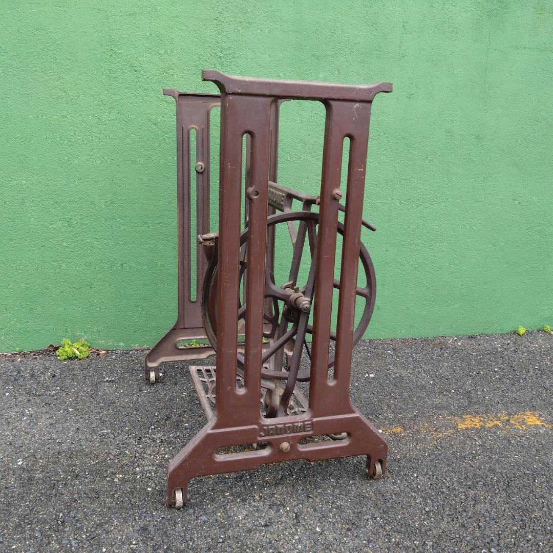 JANOME　ミシン脚　ミシン台