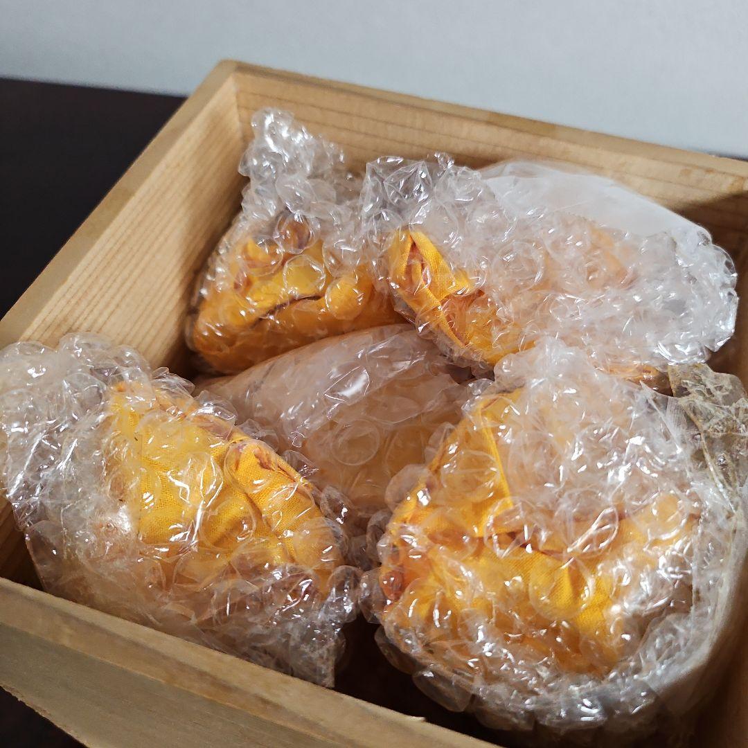 鍋島御庭焼　市川光春　『唐子酒器』　未使用 共箱付き