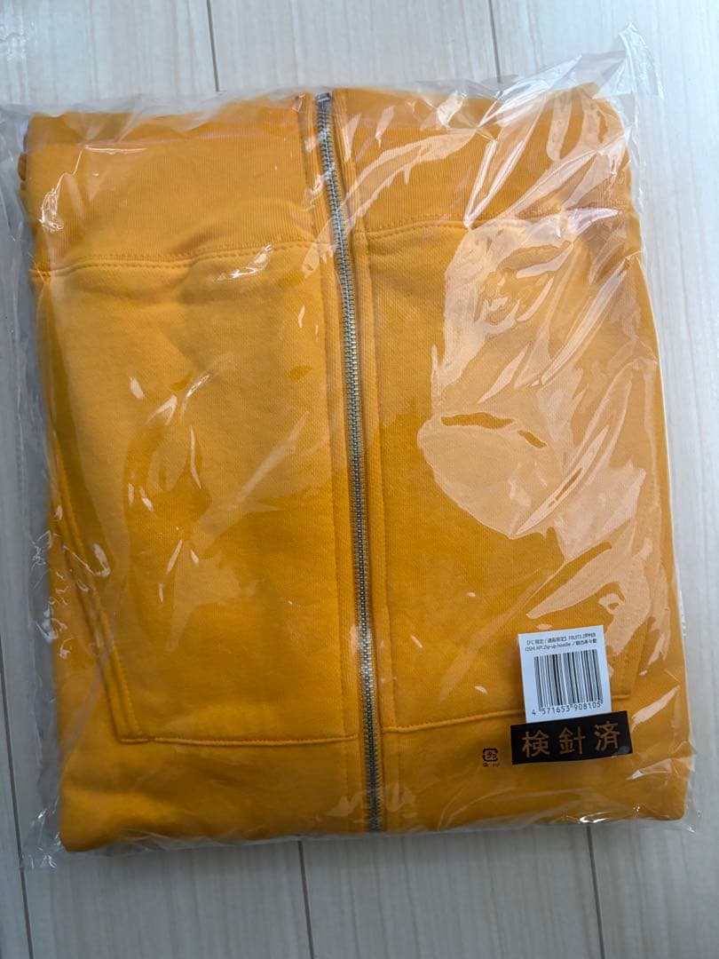 FRUITS ZIPPER 推しアピパーカー　鎮西寿々歌