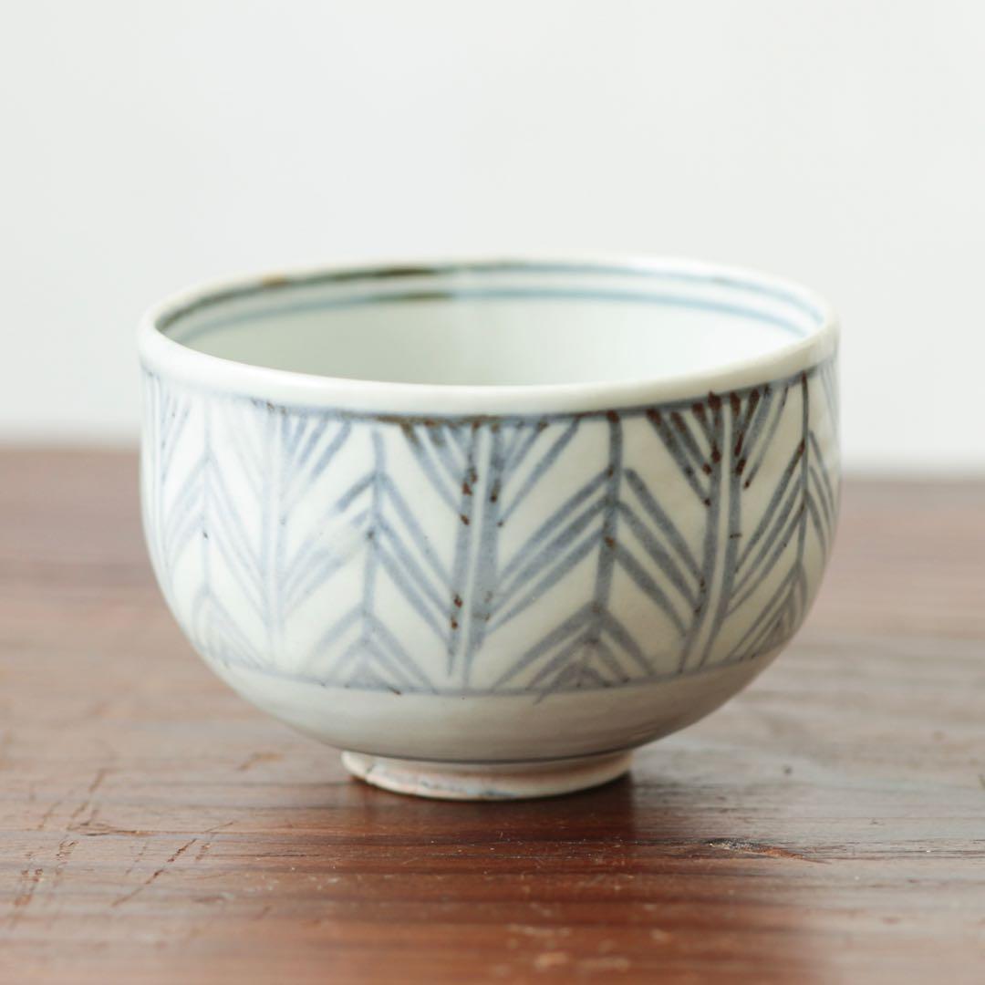 古伊万里　伊万里　江戸　後期　矢羽根文　ころ　茶碗　湯呑み　染付