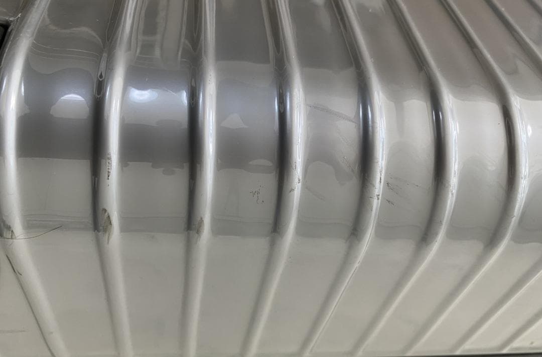 まだまだ美品!!　RIMOWA シルバー キャリーケース23L　機内持込OK