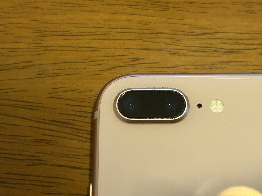 Apple iPhone 8 Plus 本体　ゴールド 箱付き