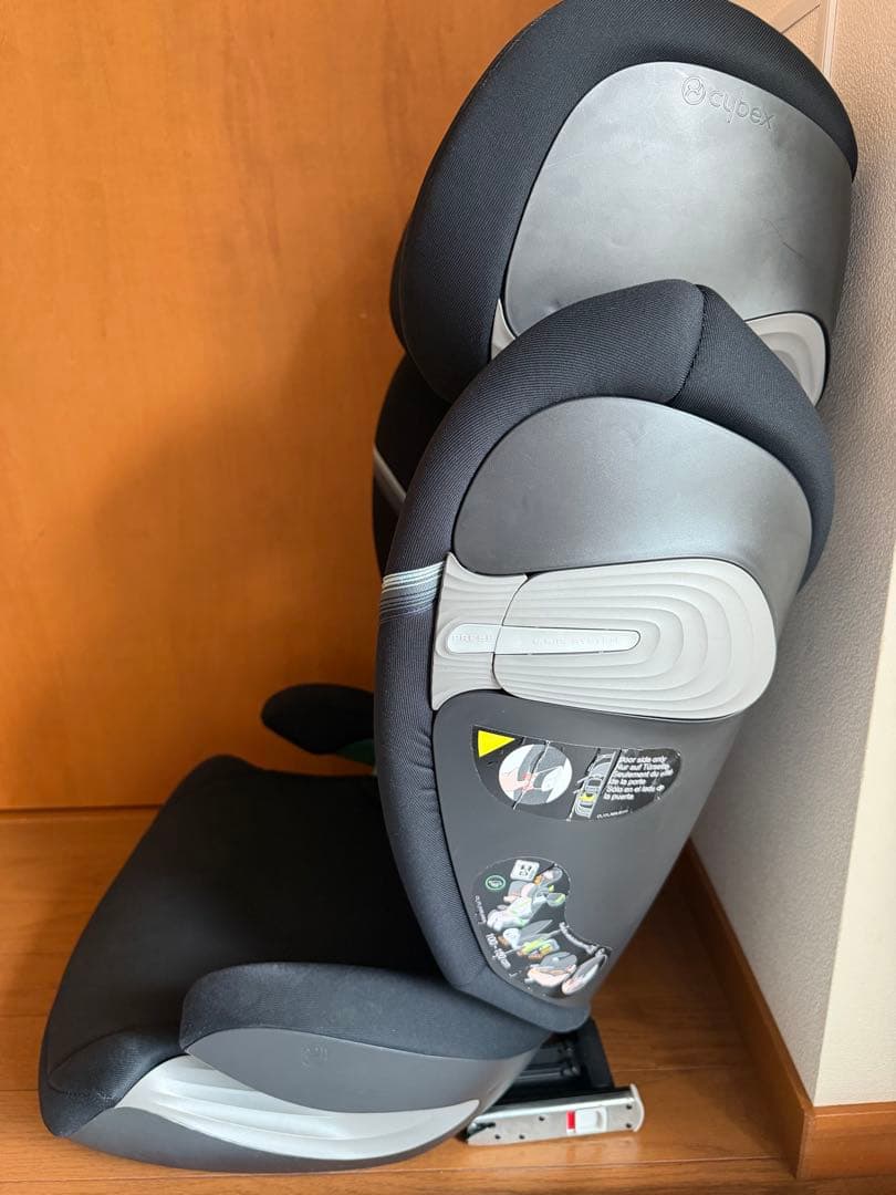 cybex Solution S-Fix ブラック 保護マット付き