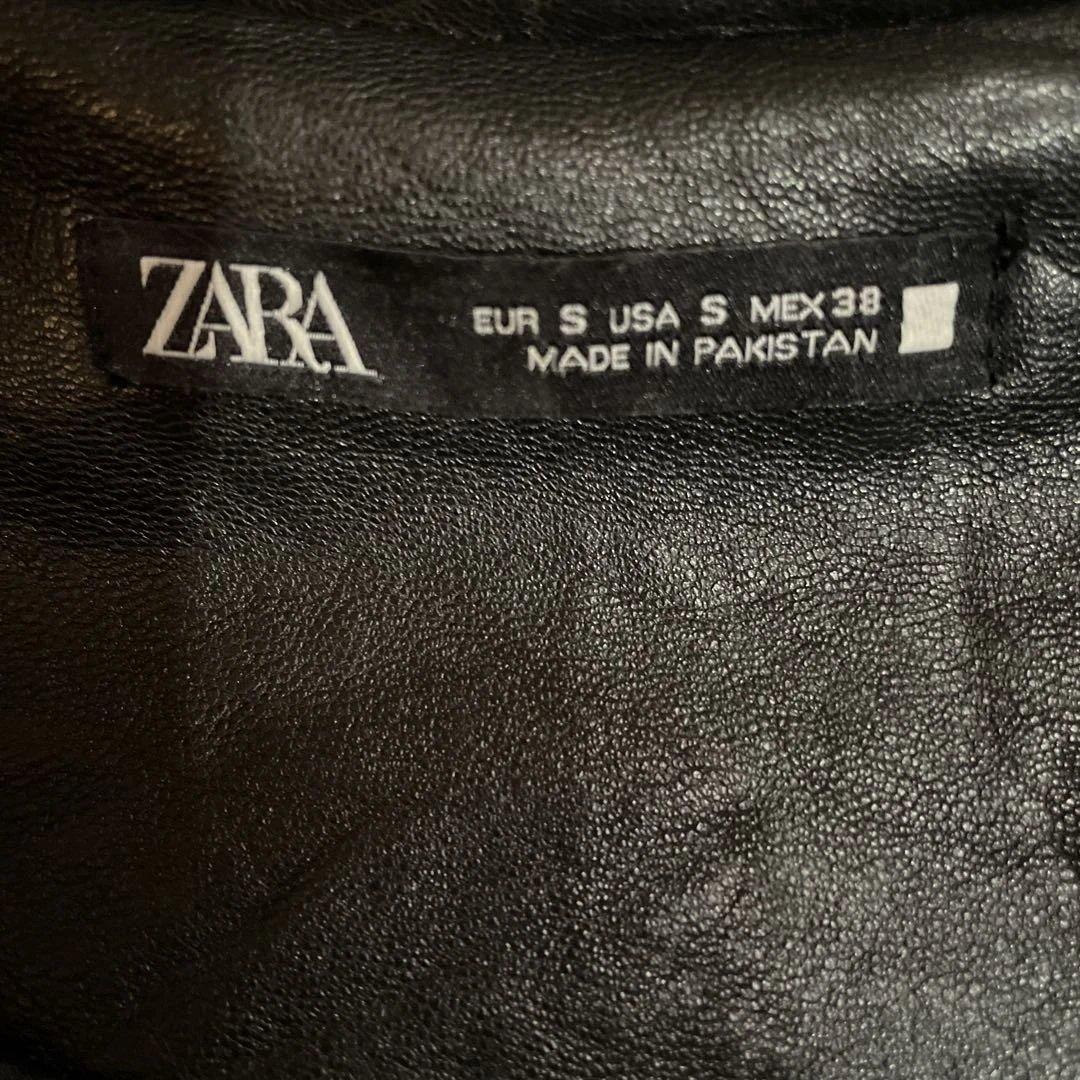 エンボス　レザージャケット ZARA 本革　羊革　短丈
