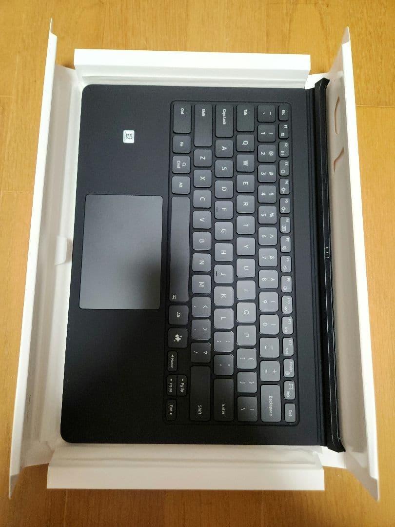 Galaxy Tab S10FE+と純正カバーと純正キーボードカバー