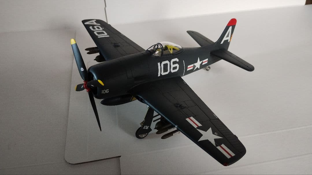 プラモデル完成機　1/48　F8F-1/2「USS Tarawa」