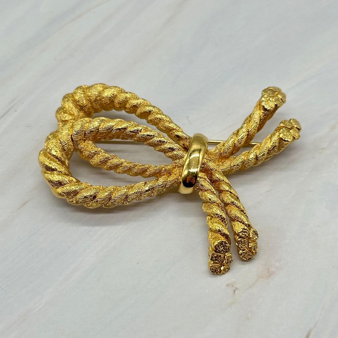 【美品】クリスチャンディオール ブローチ リボン ゴールド