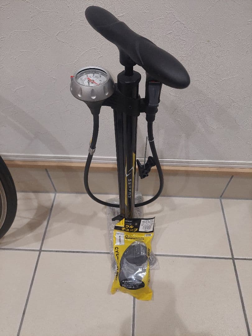 GIANT 「ジャイアント」 CONTEND ロードバイク アルミ　空気入れ