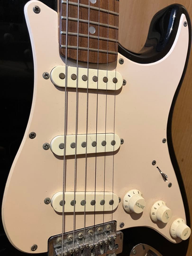 Squier by FENDER Stratocaster ブラック