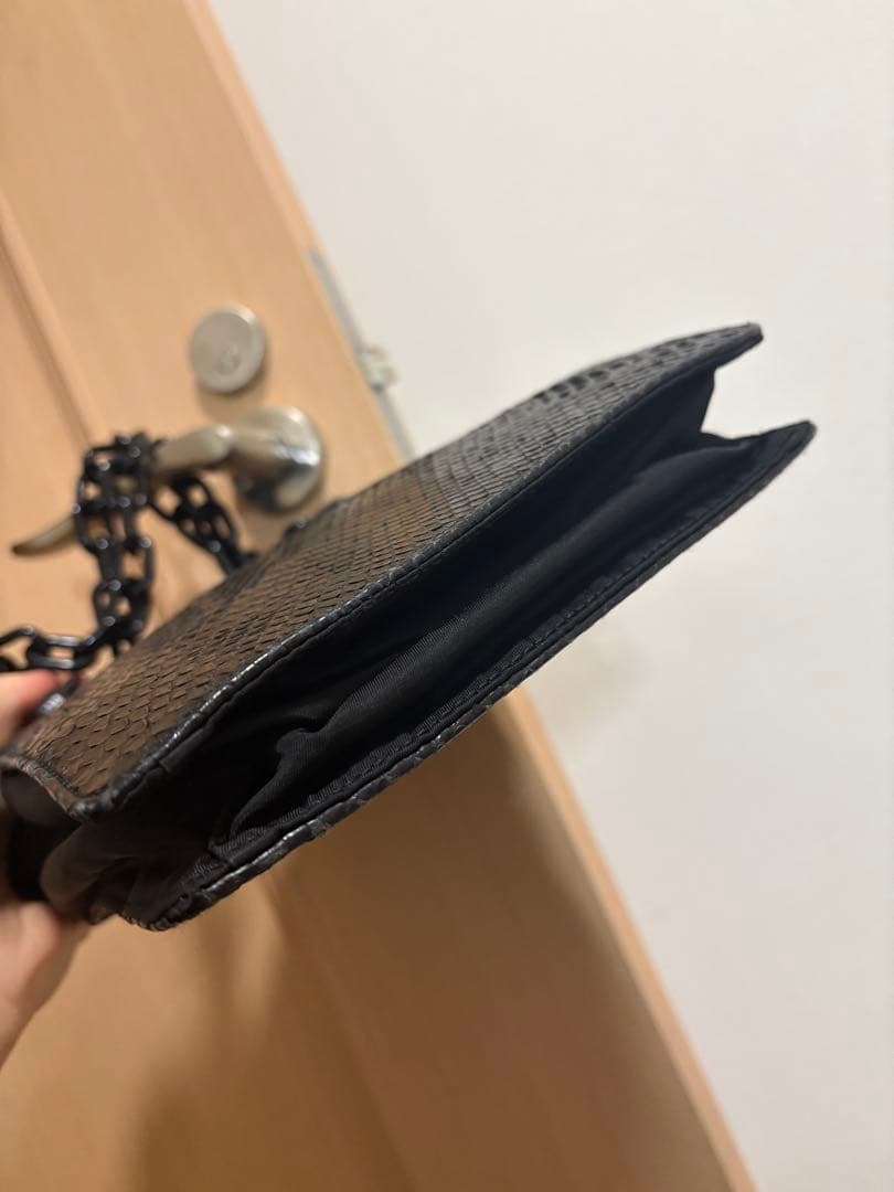 プラダ　チェーン　バッグ