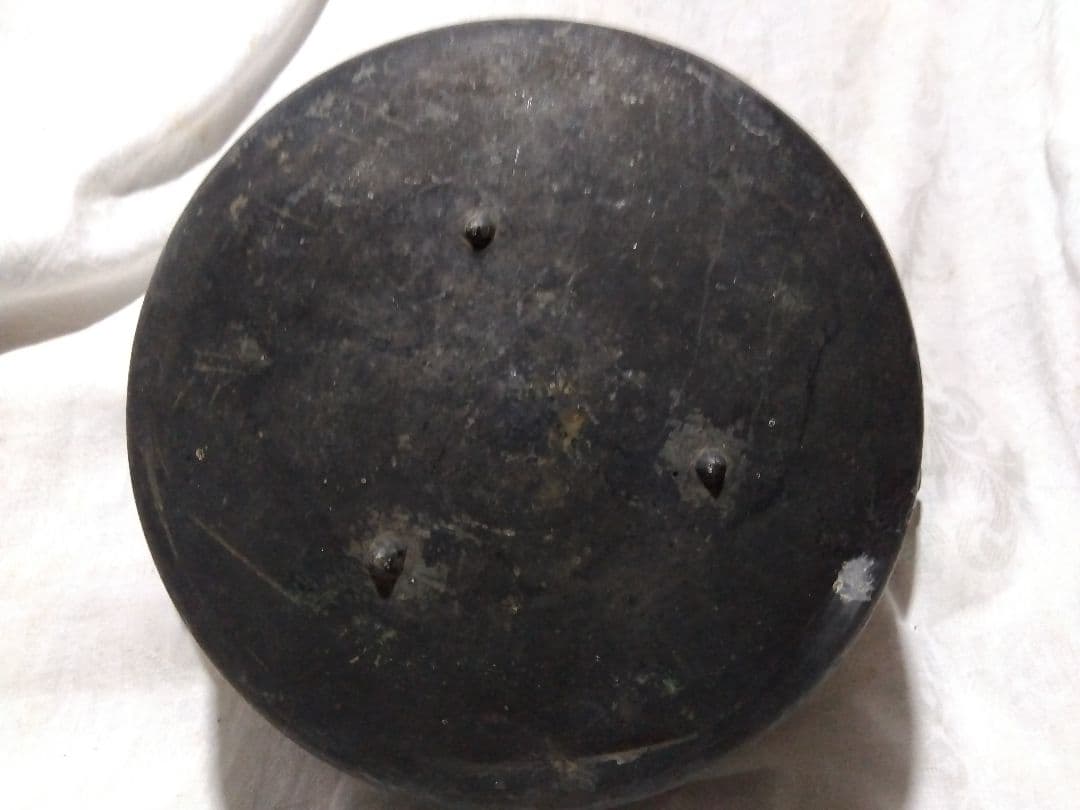 ♪古い真鍮製の鍋　32㌢