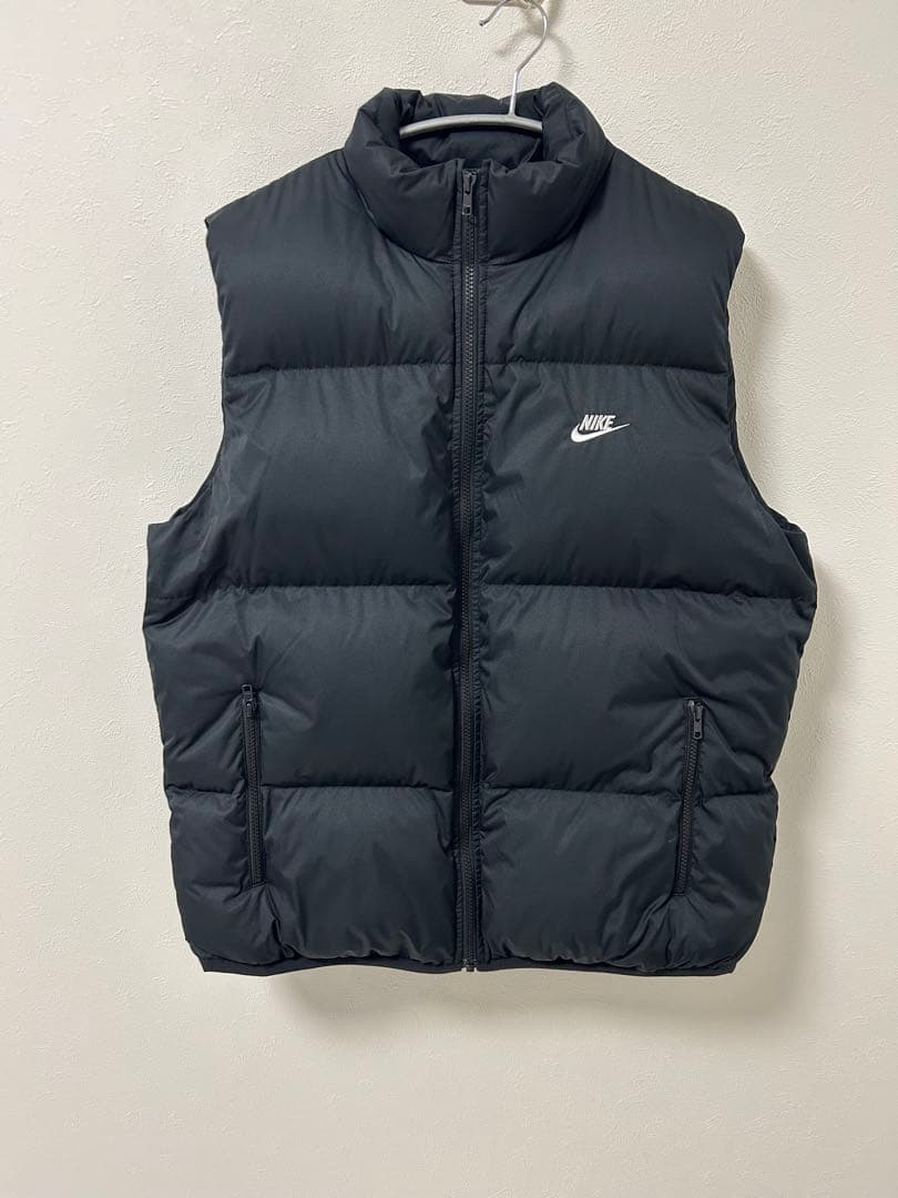 Nike ブラック ダウンベスト