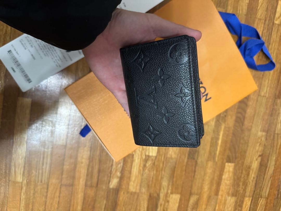 LOUIS VUITTON ポルトフォイユ．クレア