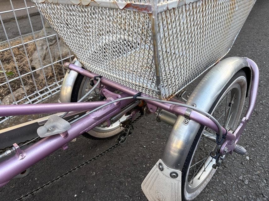 ブリジストンワゴン-大人用3輪自転車-手渡しのみでお願いします。