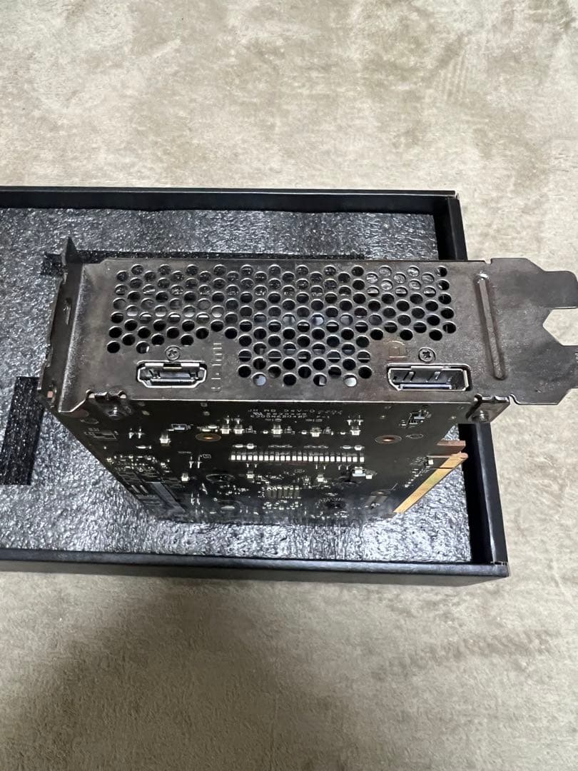 MSI Radeon RX 6400 AERO ITX 4GBグラフィックボード