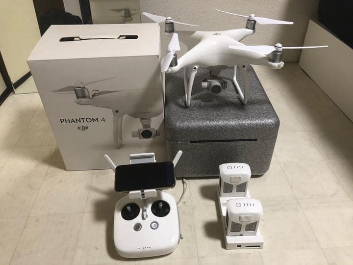 ビデオカメラ DJI Phantom4