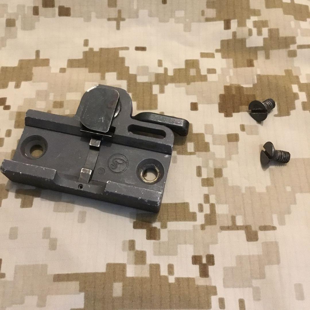 実物中古A.R.M.S−17 TRI−LOCK旧型　アームズ　マウント