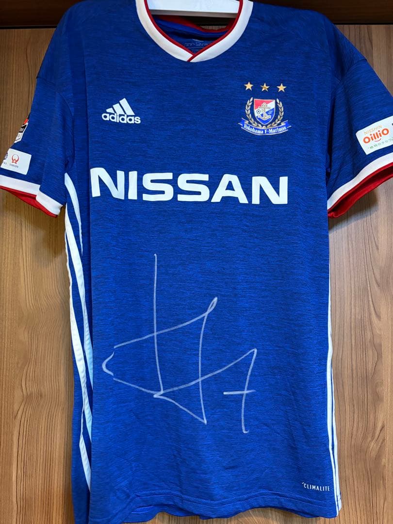 横浜F・マリノス ユニフォーム　ホーム　サイン入り