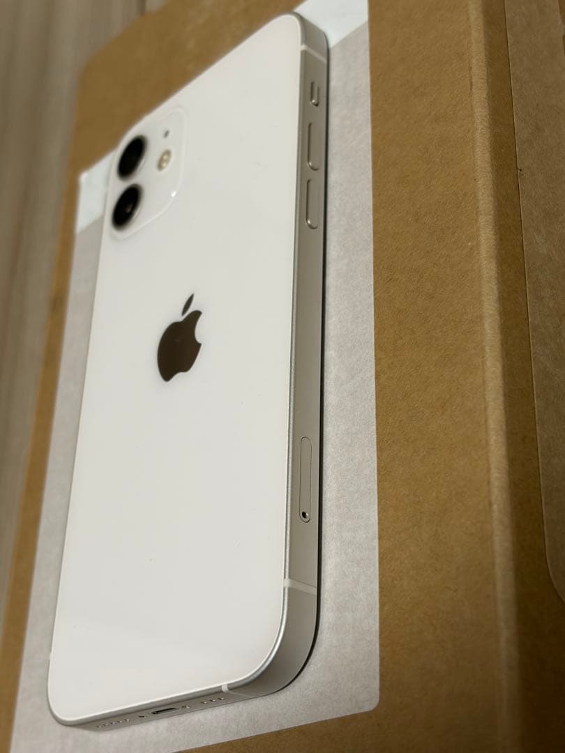 iPhone12 128GB ホワイト バッテリー88%