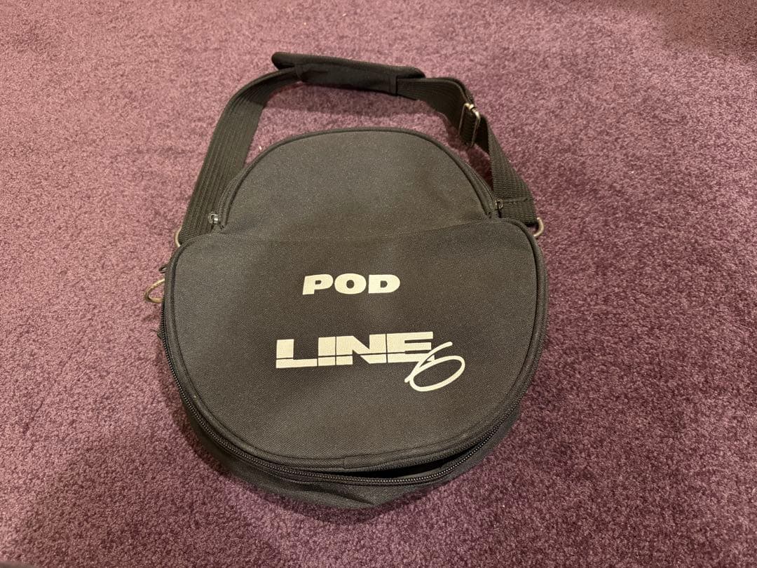 LINE6 BASS POD 専用ケース付き