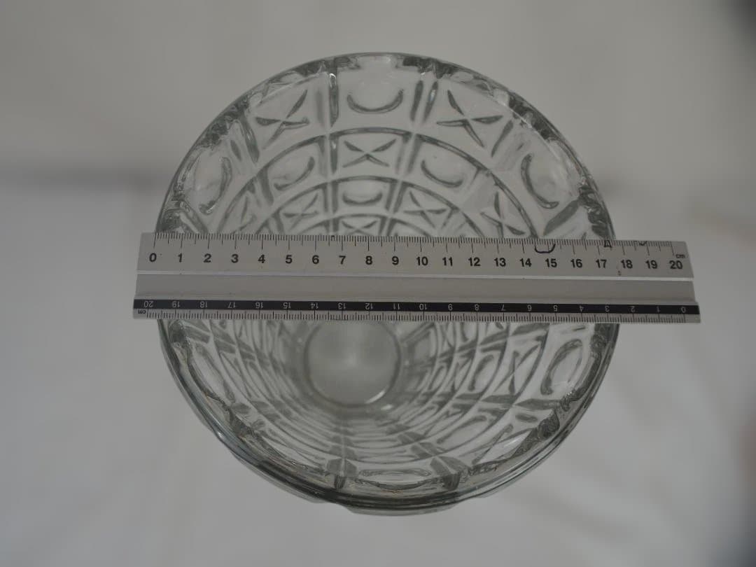 ボヘミヤガラス花瓶