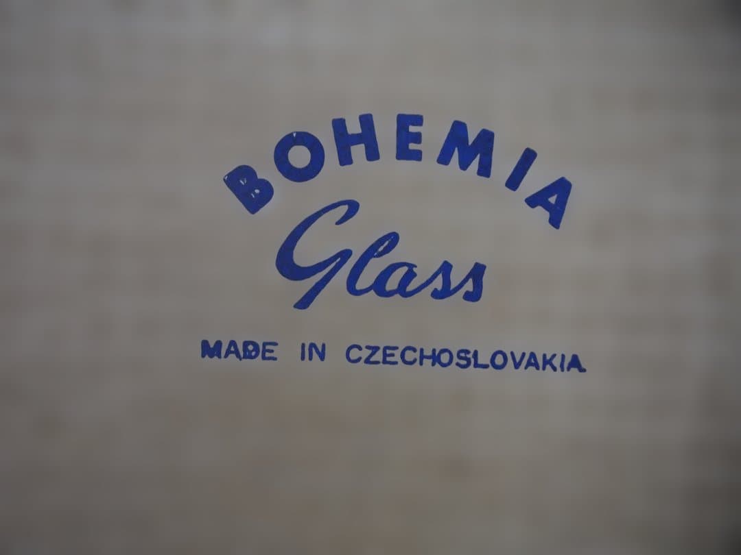 ボヘミヤガラス花瓶