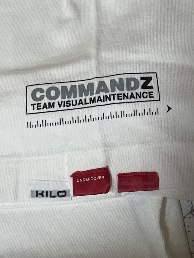 フゥーチュラ　COMMAND Z Tシャツ