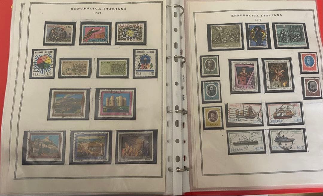 (N38) 切手コレクション イタリアの238切手