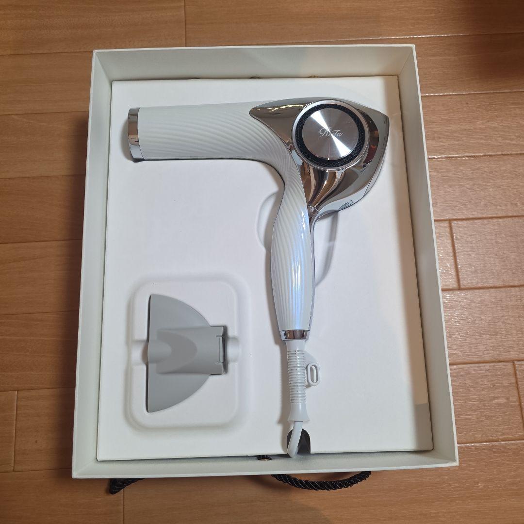 リファ　ビューテックドライヤープロ