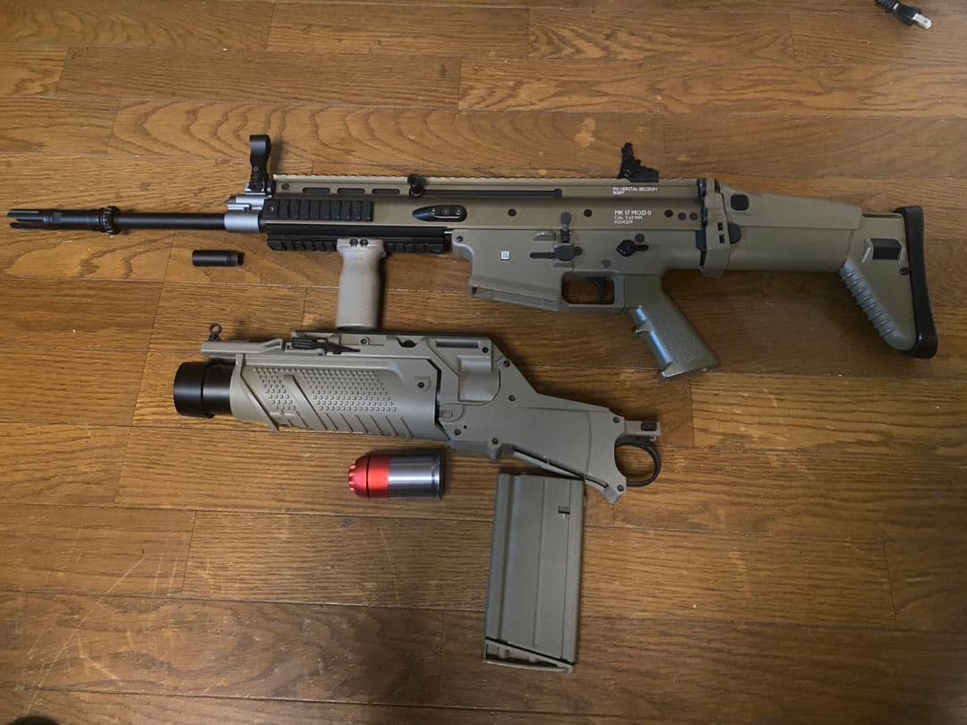東京マルイ　SCAR‐H　次世代電動ガン　　　　 グレネードランチャー付き